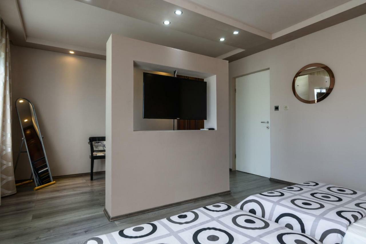 Apartments Lara - Split Croatia Exterior photo